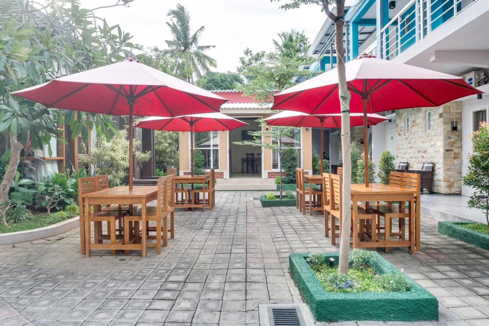 Super Oyo 1579 Kate'El Inn Banyuwangi  Exterior foto